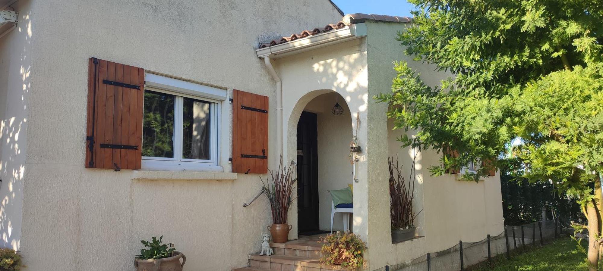 Maison T2 Avec Petit Jardin Dans Impasse Calme Baillargues Exterior foto
